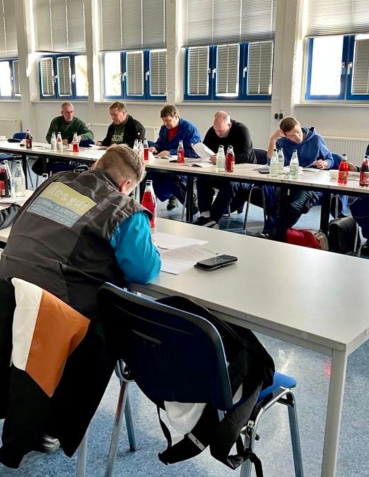 Die theoretische Unterweisung im Schulungsraum